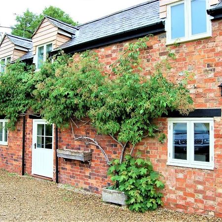 The Studio Villa Ashton Keynes Exterior photo